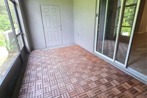 Townhouse in Riverview, Florida 3 bedrooms, 179.12 sq.m. № 2230537 - photo 27