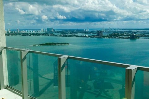 Condominio en venta en Miami, Florida, 1 dormitorio, 73.39 m2 № 1693884 - foto 1