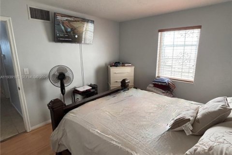 Copropriété à louer à Palmetto Bay, Floride: 2 chambres, 72.19 m2 № 1997544 - photo 8