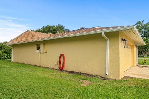 House in Orlando, Florida 3 bedrooms, 174.01 sq.m. № 1833576 - photo 9