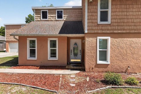 Casa en venta en Apopka, Florida, 4 dormitorios, 258.08 m2 № 2227666 - foto 2