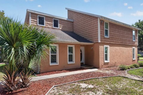 Casa en venta en Apopka, Florida, 4 dormitorios, 258.08 m2 № 2227666 - foto 3