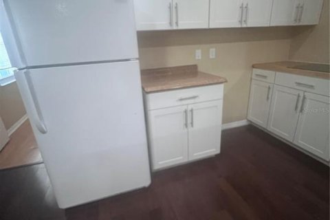 Appartement à louer à Orlando, Floride: 1 chambre, 74.32 m2 № 2306365 - photo 3
