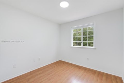 Touwnhouse à louer à Miami, Floride: 3 chambres, 127.09 m2 № 2007153 - photo 22