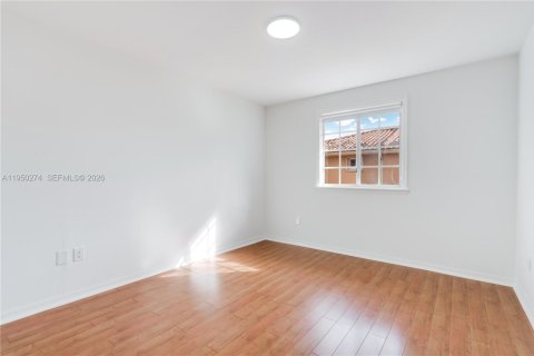 Touwnhouse à louer à Miami, Floride: 3 chambres, 127.09 m2 № 2007153 - photo 26