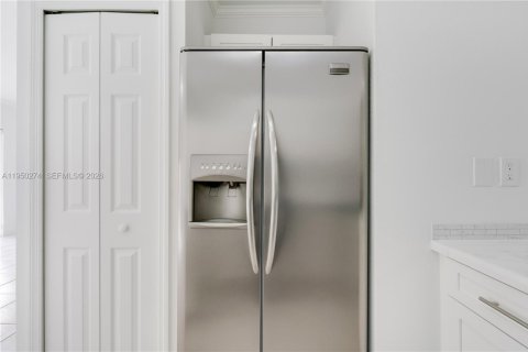 Touwnhouse à louer à Miami, Floride: 3 chambres, 127.09 m2 № 2007153 - photo 15