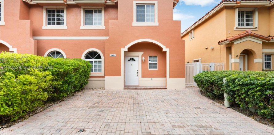 Touwnhouse à Miami, Floride 3 chambres, 127.09 m2 № 2007153