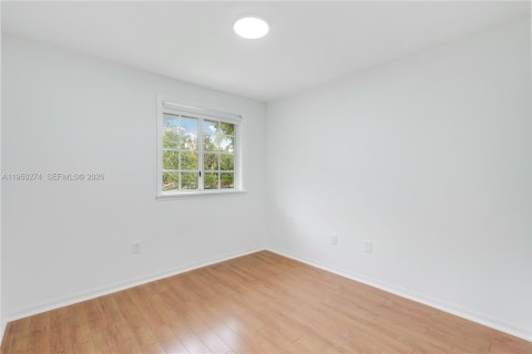 Touwnhouse à louer à Miami, Floride: 3 chambres, 127.09 m2 № 2007153 - photo 21