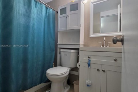 Copropriété à vendre à Miami, Floride: 1 chambre, 63.92 m2 № 2085879 - photo 10