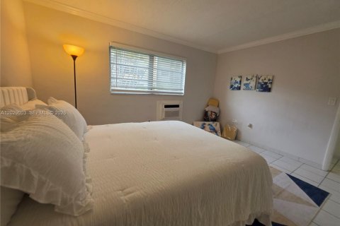 Copropriété à vendre à Miami, Floride: 1 chambre, 63.92 m2 № 2085879 - photo 7