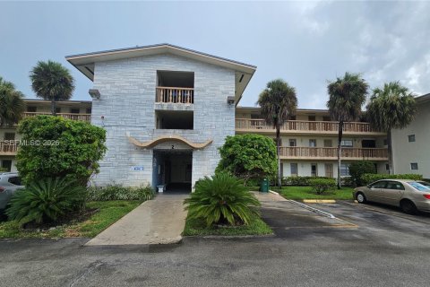 Copropriété à vendre à Miami, Floride: 1 chambre, 63.92 m2 № 2085879 - photo 21
