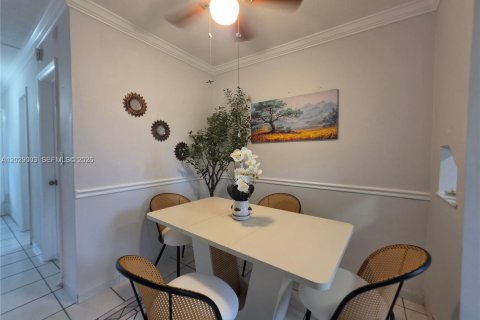 Copropriété à vendre à Miami, Floride: 1 chambre, 63.92 m2 № 2085879 - photo 9
