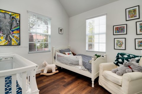 Townhouse in Miami, Florida 3 bedrooms, 157.93 sq.m. № 2005026 - photo 25