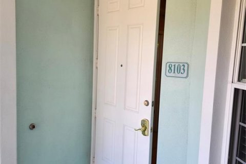 Condo in Punta Gorda, Florida, 3 bedrooms № 2118520 - photo 6