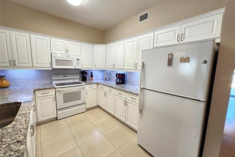 Condo in Punta Gorda, Florida, 3 bedrooms № 2118520 - photo 21