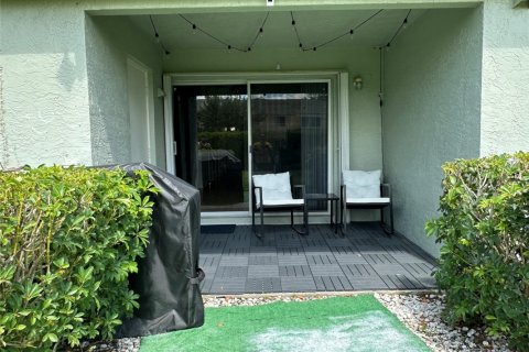 Touwnhouse à louer à Tamarac, Floride: 2 chambres, 103.12 m2 № 1172260 - photo 1