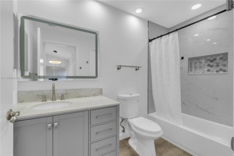 Touwnhouse à louer à Miami, Floride: 2 chambres, 90.95 m2 № 1939162 - photo 15