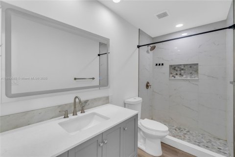 Touwnhouse à louer à Miami, Floride: 2 chambres, 90.95 m2 № 1939162 - photo 12