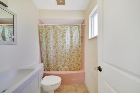 Condo in Fort Lauderdale, Florida, 2 bedrooms  № 2389580 - photo 15