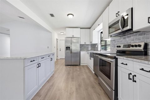 Casa en venta en Alachua, Florida, 3 dormitorios, 171.13 m2 № 2225417 - foto 21