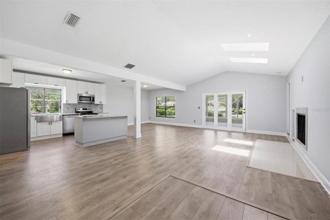 Casa en venta en Alachua, Florida, 3 dormitorios, 171.13 m2 № 2225417 - foto 7