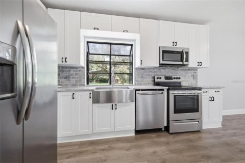 Casa en venta en Alachua, Florida, 3 dormitorios, 171.13 m2 № 2225417 - foto 18