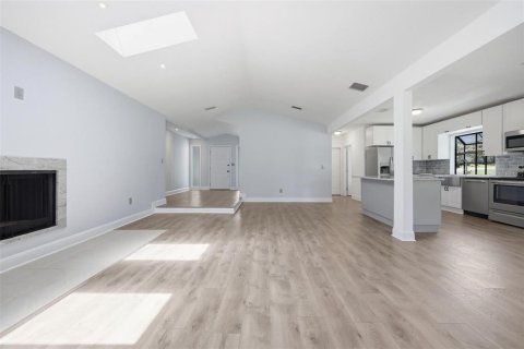 Casa en venta en Alachua, Florida, 3 dormitorios, 171.13 m2 № 2225417 - foto 10