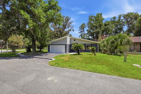 Casa en Alachua, Florida 3 dormitorios, 171.13 m2 № 2225417