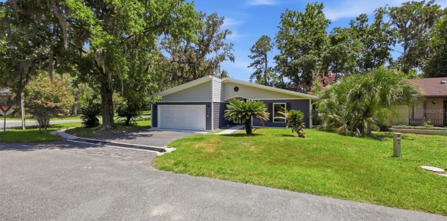 Casa en Alachua, Florida 3 dormitorios, 171.13 m2 № 2225417
