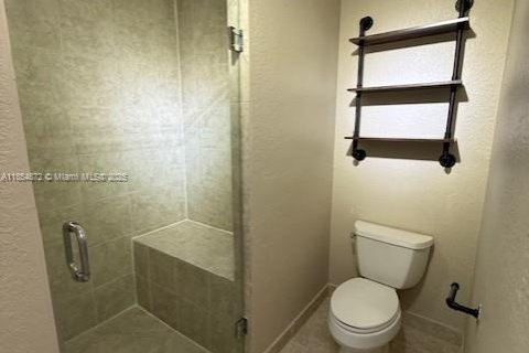 House in Wilton Manors, Florida 3 bedrooms, 203.08 sq.m. № 1874758 - photo 8