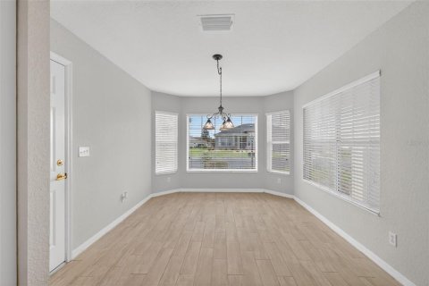 Villa ou maison à vendre à Summerfield, Floride: 2 chambres, 140 m2 № 2321341 - photo 6