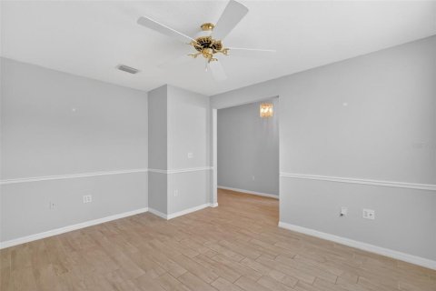 Villa ou maison à vendre à Summerfield, Floride: 2 chambres, 140 m2 № 2321341 - photo 13