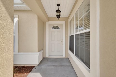 Villa ou maison à vendre à Summerfield, Floride: 2 chambres, 140 m2 № 2321341 - photo 2
