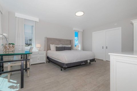 Condominio en alquiler en Miami Beach, Florida, 1 dormitorio, 83.61 m2 № 1953443 - foto 19