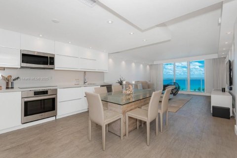 Condominio en alquiler en Miami Beach, Florida, 1 dormitorio, 83.61 m2 № 1953443 - foto 5