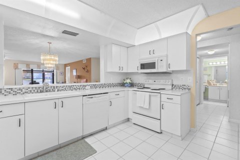 Copropriété à vendre à Boynton Beach, Floride: 2 chambres, 139.17 m2 № 2077540 - photo 18