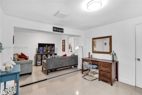 Villa ou maison à louer à Miami, Floride: 3 chambres № 2168675 - photo 20