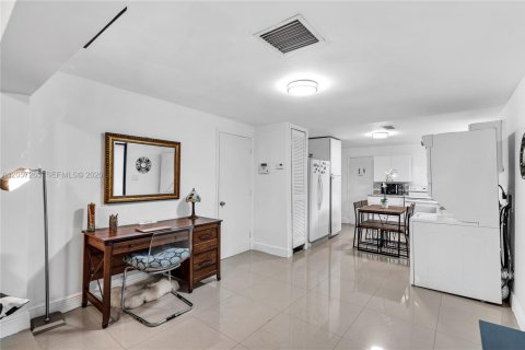 Villa ou maison à louer à Miami, Floride: 3 chambres № 2168675 - photo 5