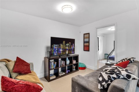 Villa ou maison à louer à Miami, Floride: 3 chambres № 2168675 - photo 6