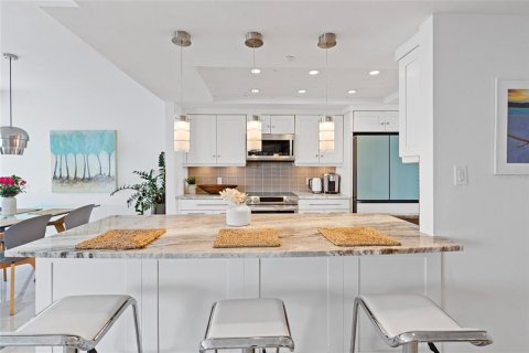 Condo in Clearwater, Florida, 2 bedrooms № 2230412 - photo 7