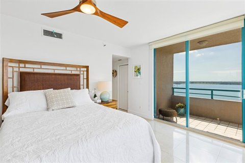Condo in Clearwater, Florida, 2 bedrooms № 2230412 - photo 21