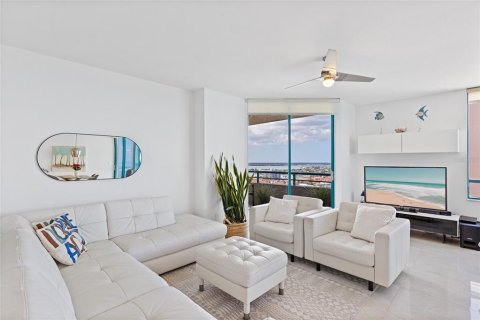 Condo in Clearwater, Florida, 2 bedrooms № 2230412 - photo 14