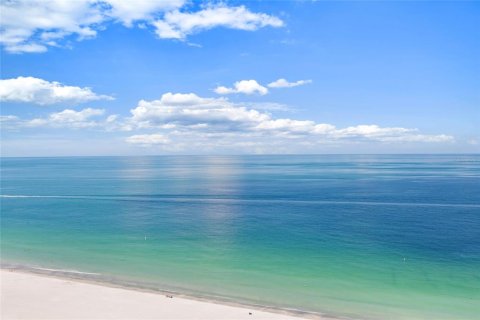 Condo in Clearwater, Florida, 2 bedrooms № 2230412 - photo 16