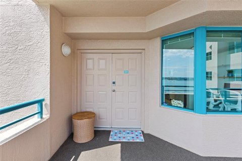Condo in Clearwater, Florida, 2 bedrooms № 2230412 - photo 2