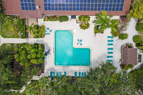 Condo in Sarasota, Florida, 2 bedrooms № 2373088 - photo 30