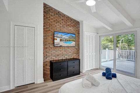 Снять в аренду виллу или дом в Форт-Лодердейл, Флорида 5 спален, 258.08м2, № 1950654 - фото 30