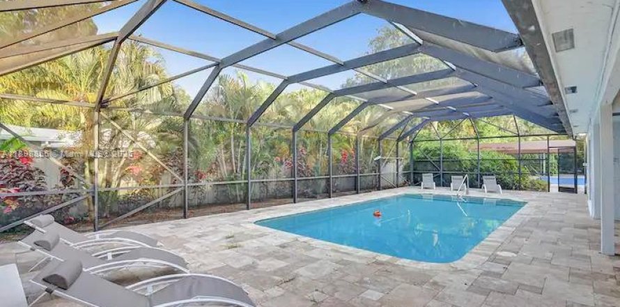 Дом в Форт-Лодердейл, Флорида 5 спален, 258.08м2 № 1950654