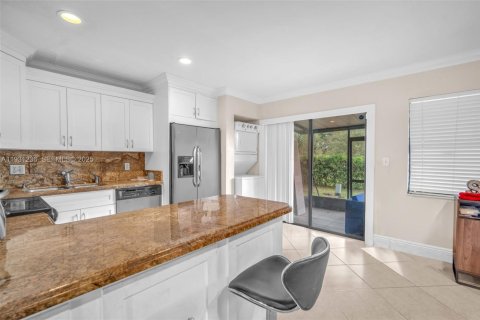 Купить кондоминиум в Помпано-Бич, Флорида 3 спальни, 132.66м2, № 1989800 - фото 18