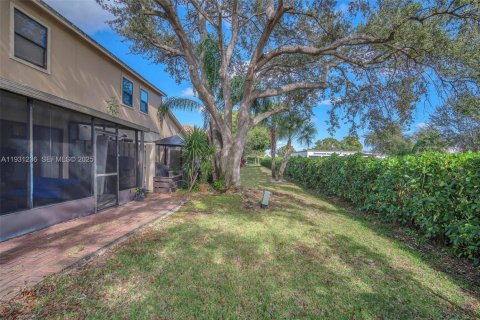 Купить кондоминиум в Помпано-Бич, Флорида 3 спальни, 132.66м2, № 1989800 - фото 5