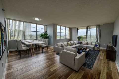 Condo à Pembroke Pines, Floride, 2 chambres № 2080376